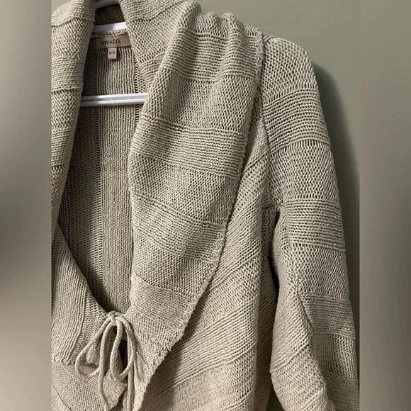 RW&CO. Sweaters - 3/4 sleeve flowy cardigan!